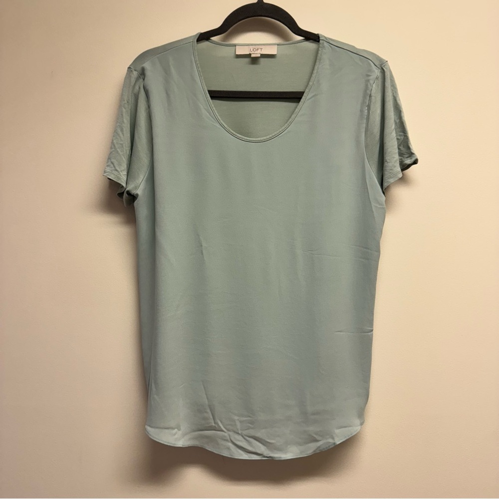 LOFT Women's Soft Mint Short Sleeve Tee EUC Size L